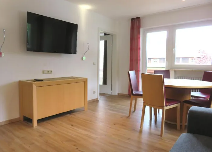 Weiss, Sandra Weiss * Füssen