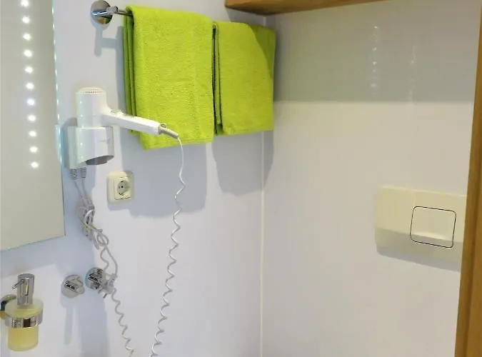 Weiss, Sandra Weiss Appartamento *