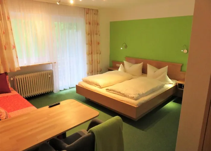 Weiss, Sandra Weiss * Füssen