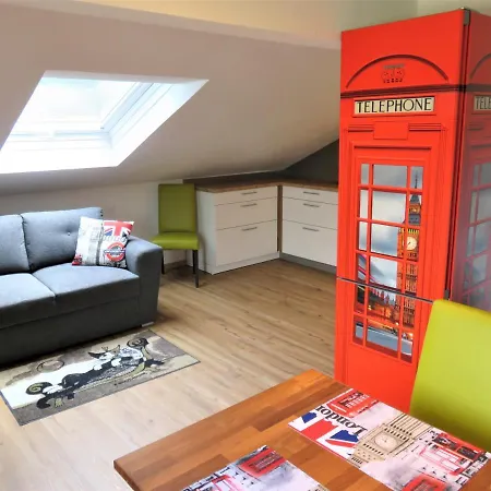 Weiss, Sandra Weiss * Füssen