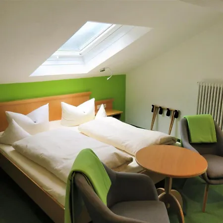 Weiss, Sandra Weiss Appartement *