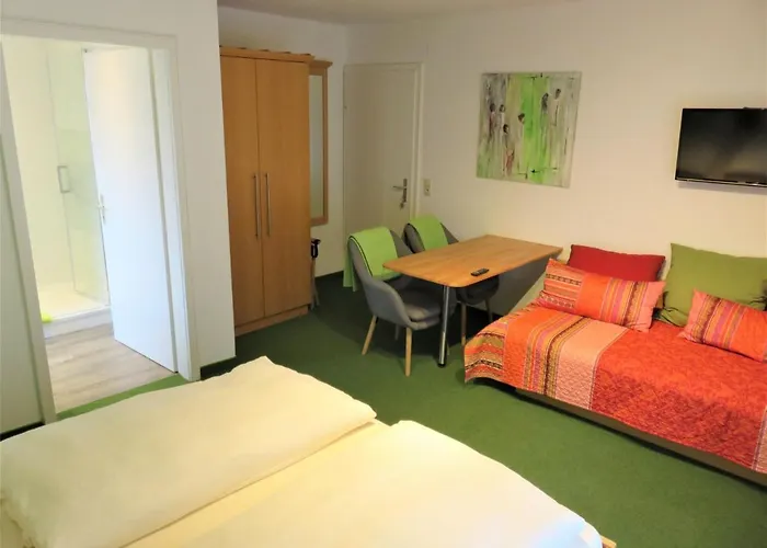 Weiss, Sandra Weiss Fussen